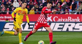 阿森纳替补球员绝平逆袭，瓜迪奥拉惊叹不已，谱写足球传奇